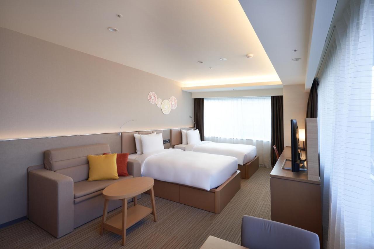 Holiday Inn & Suites Shin Osaka, An Ihg Hotel Exterior photo